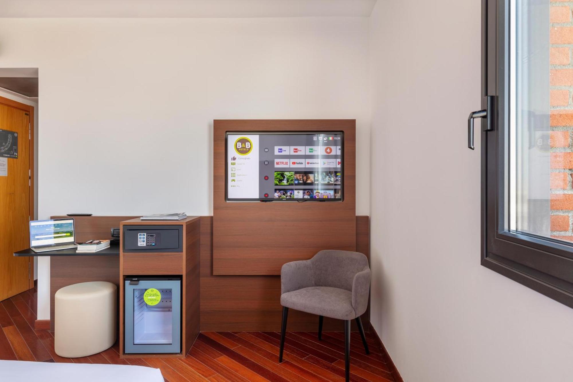 B&B Hotel Сассуоло Экстерьер фото